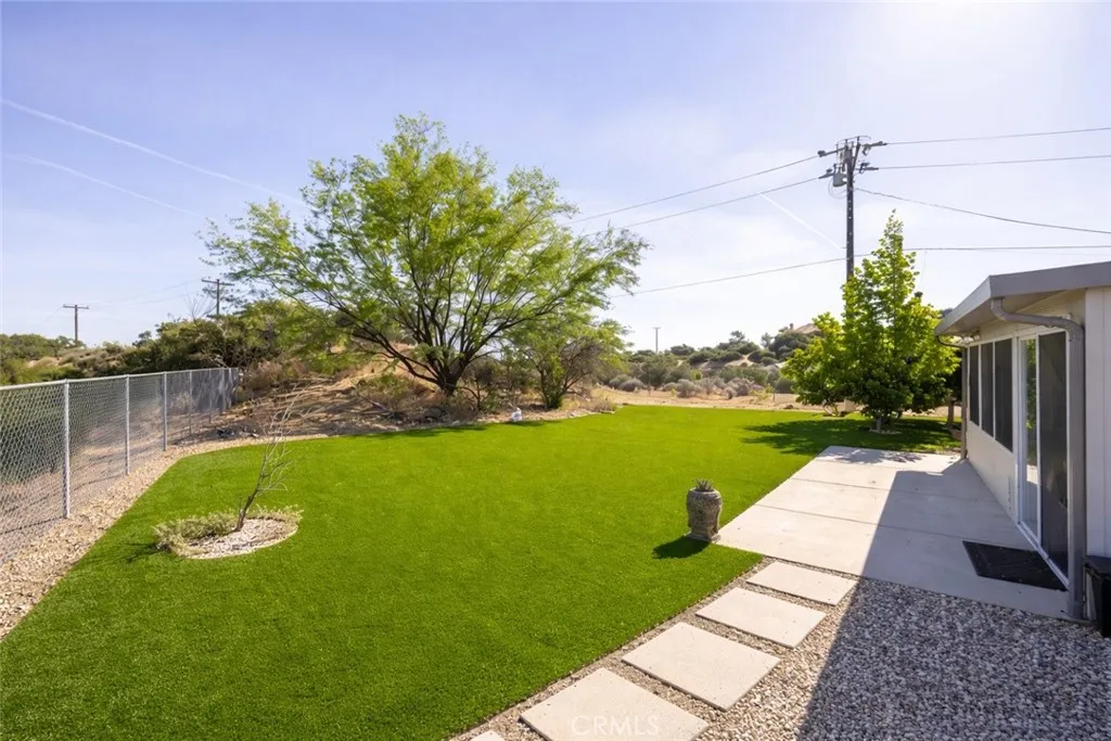 Additional image 27 of 7084 Aster Rd, Oak Hills, CA 92344