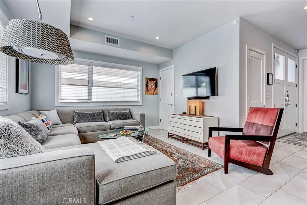 Additional image 52 of 1074 7th St, Hermosa Beach, CA 90254