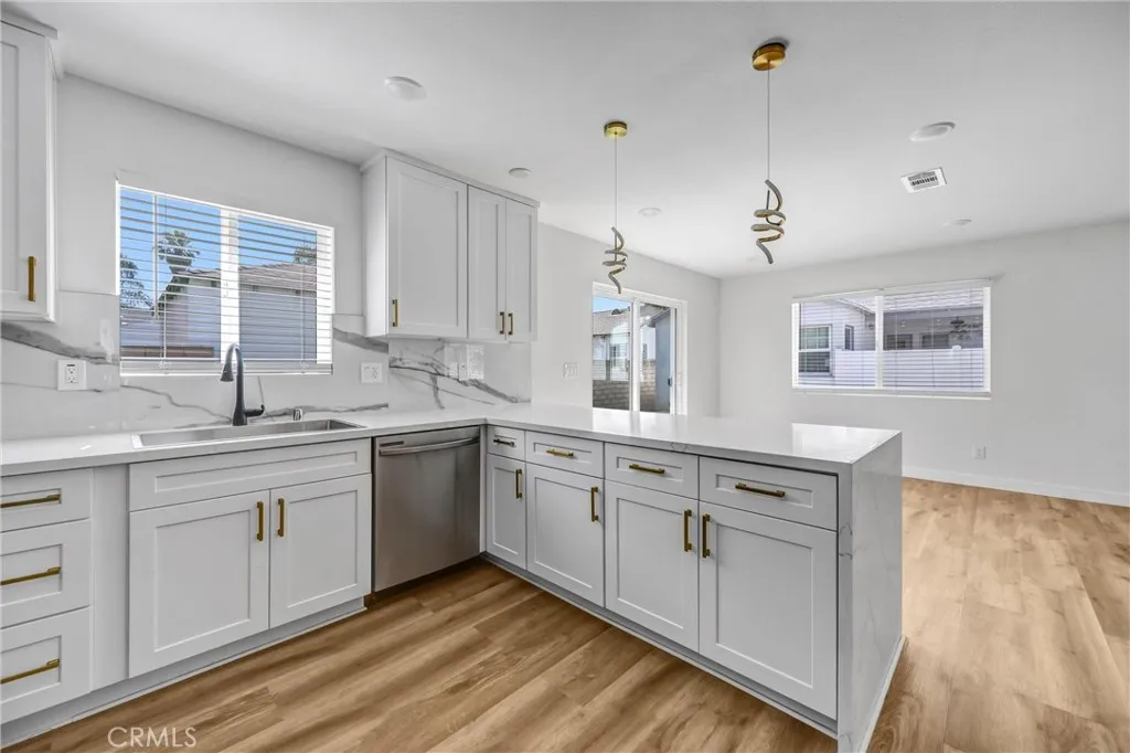 Additional image 40 of 13831 Bessemer, Valley Glen, CA 91401