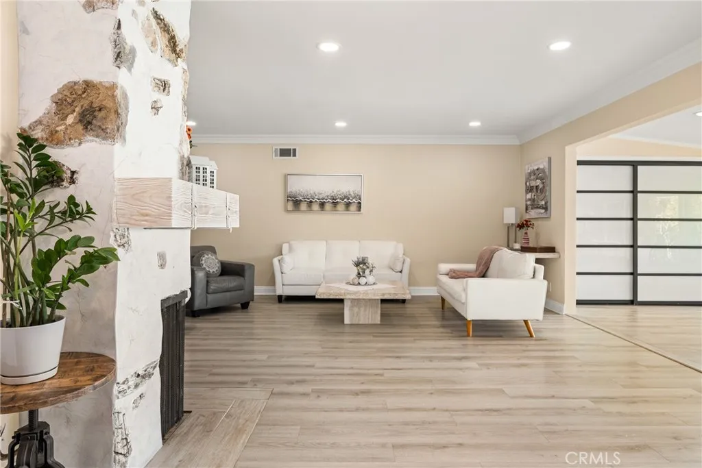Additional image 46 of 909 N Cleveland St, Orange, CA 92867