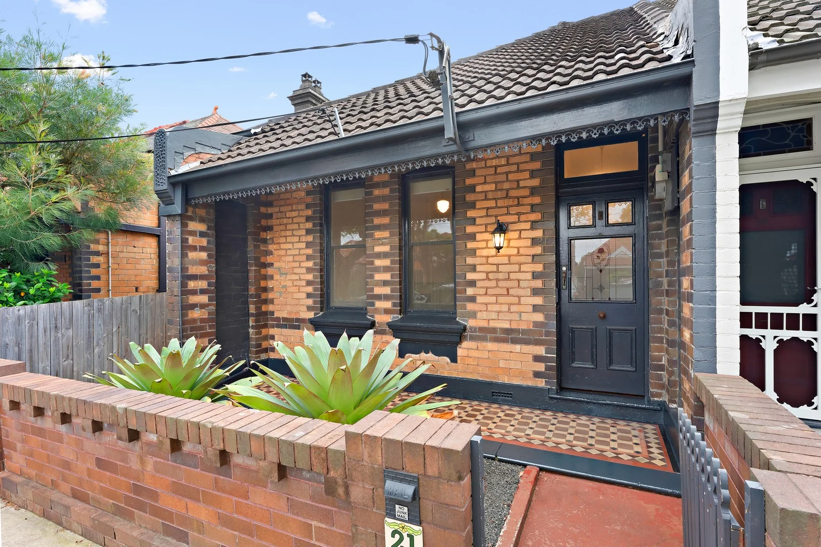 21 Frampton Avenue, Marrickville NSW 2204