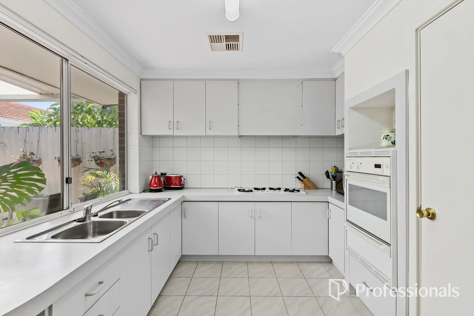 Additional image 11 of 2/17 Kathleen Street, Yokine WA 6060