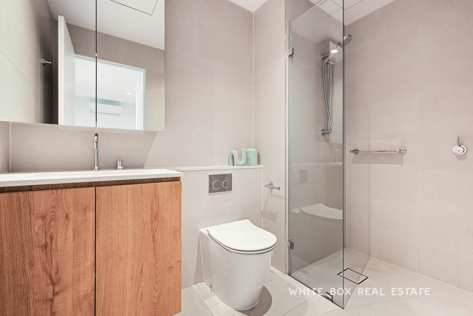 Additional image 6 of 1214/259 Normanby Road, South Melbourne VIC 3205