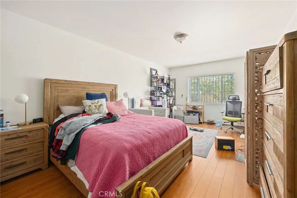 Additional image 17 of 816 N Kenmore Avenue, Los Angeles, CA 90029