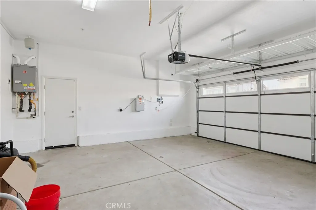 Additional image 75 of 833 S Sumac Lane, Rialto, CA 92376