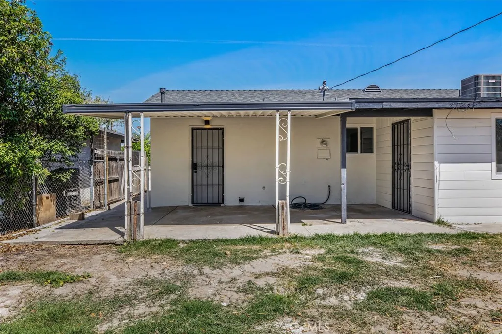 Additional image 96 of 579 W Mayberry Avenue, Hemet, CA 92543
