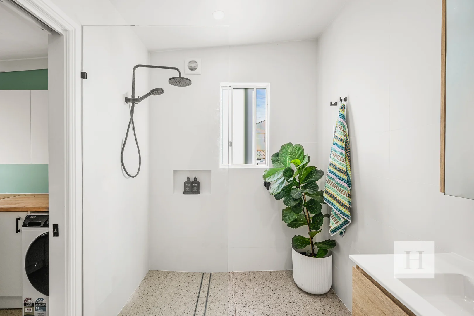 Additional image 10 of 29 Avonlea Avenue, Gorokan NSW 2263
