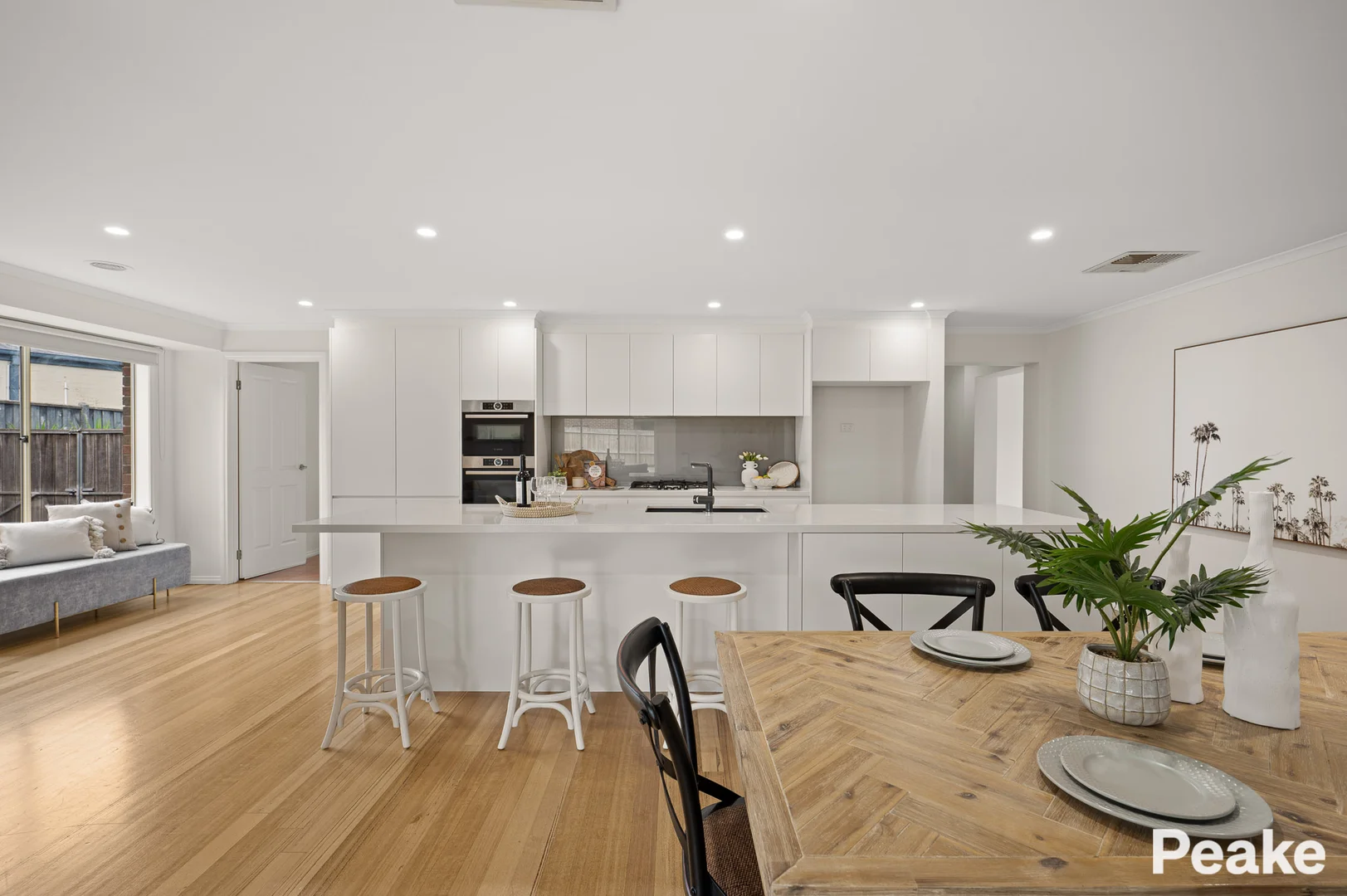 Additional image 6 of 2 Petrel Place, Berwick VIC 3806