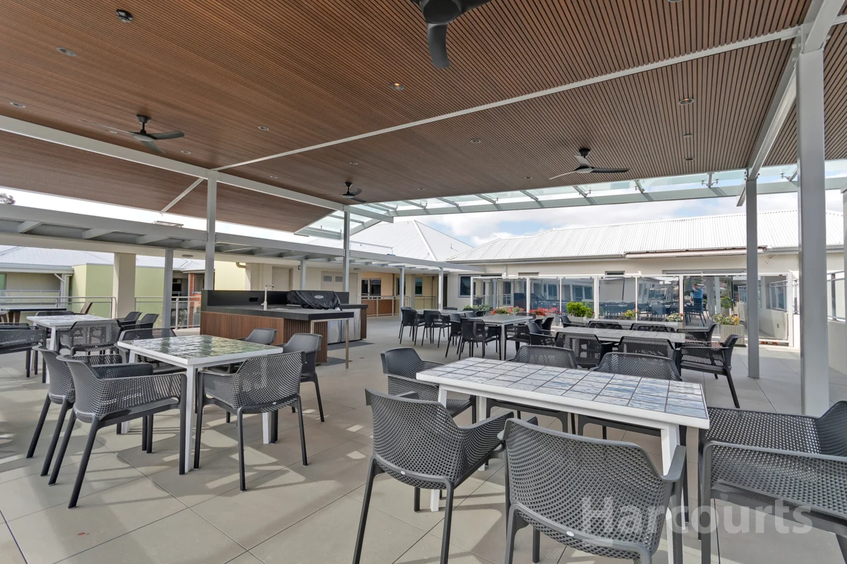 Additional image 43 of 5/10 Roebuck Drive, Salter Point WA 6152