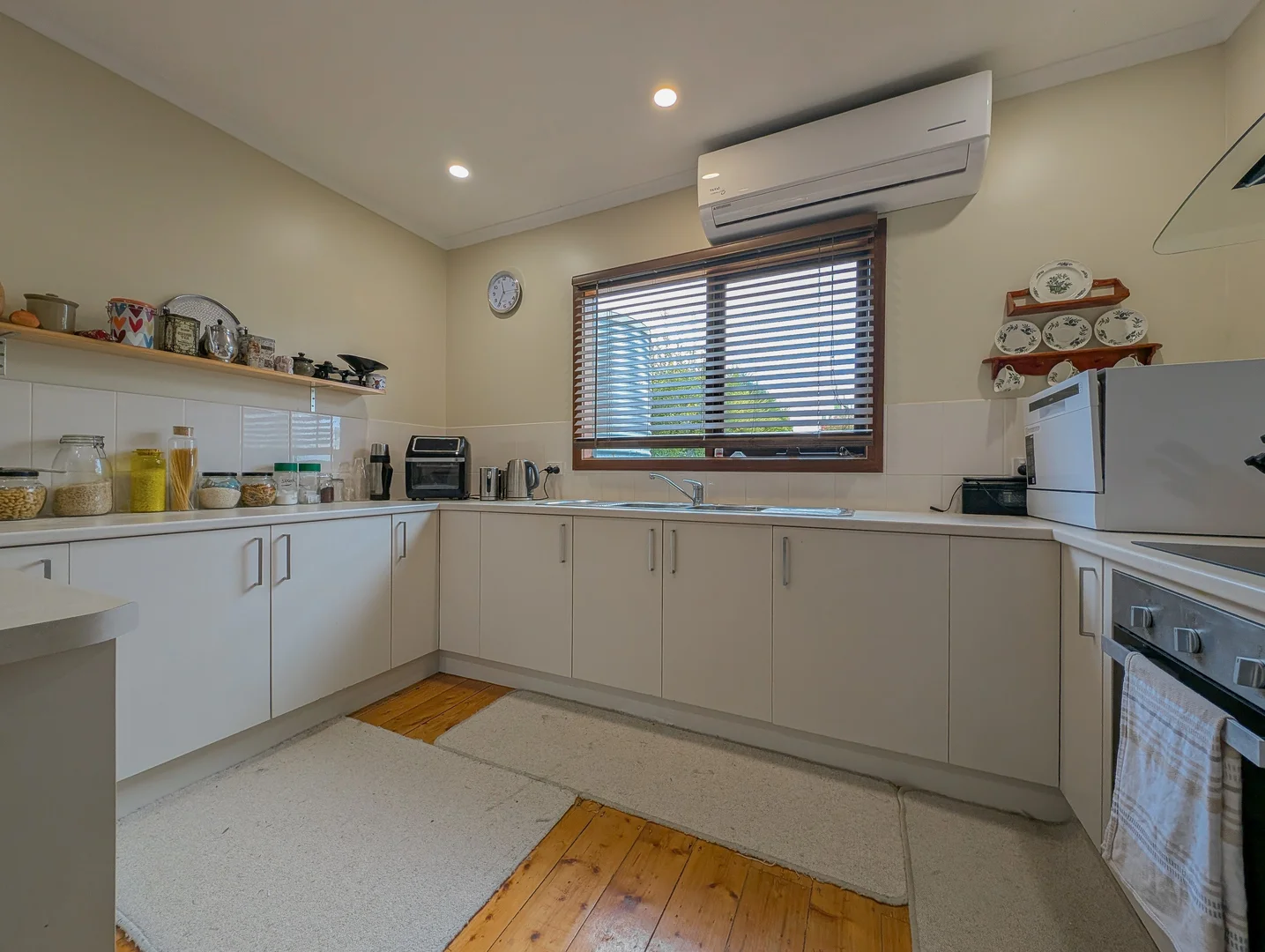 Additional image 8 of 6 Scoresby Street, Kerang VIC 3579