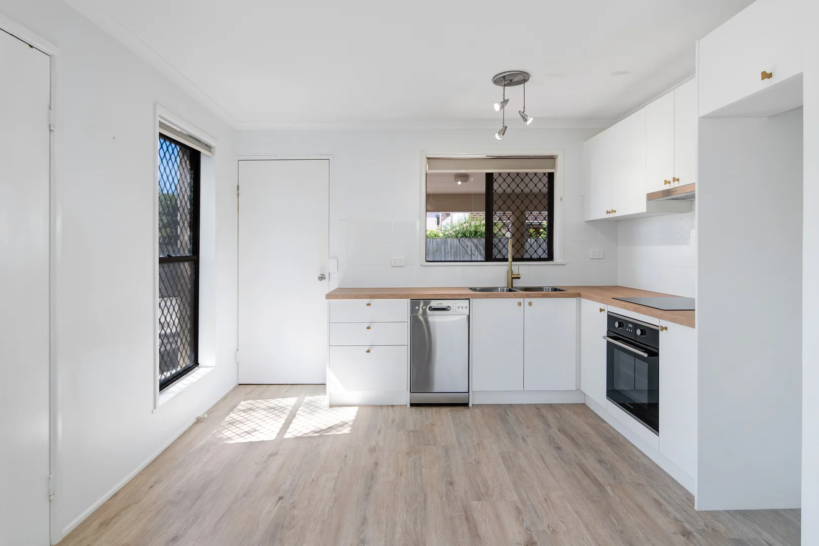 Additional image 7 of 1/4 Yallanga Place, Mooloolaba QLD 4557