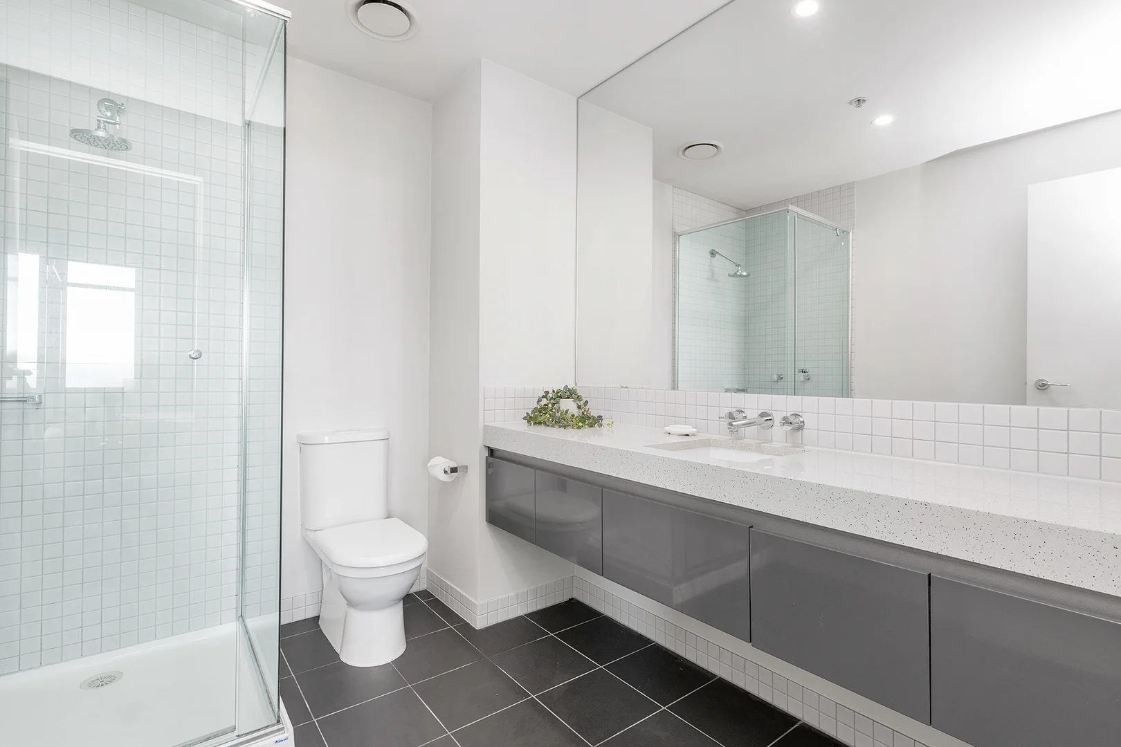 Additional image 14 of 802/142 Rouse Street, Port Melbourne VIC 3207
