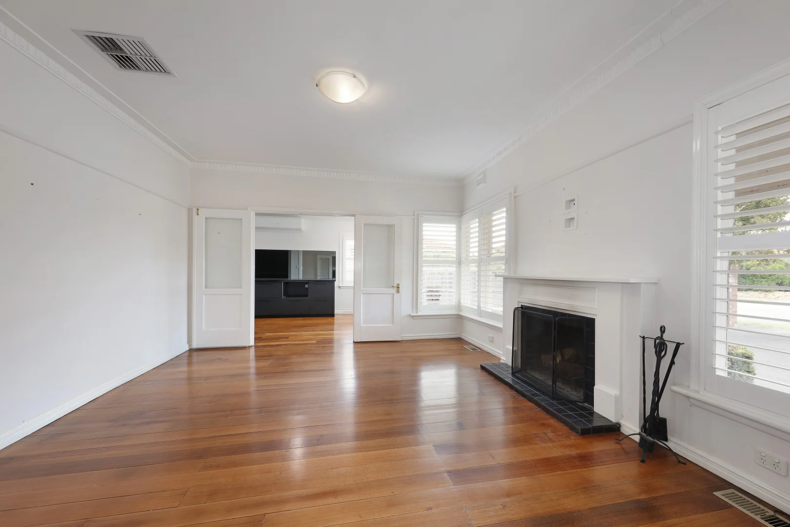 Additional image 4 of 877 Centre Road, Bentleigh East VIC 3165