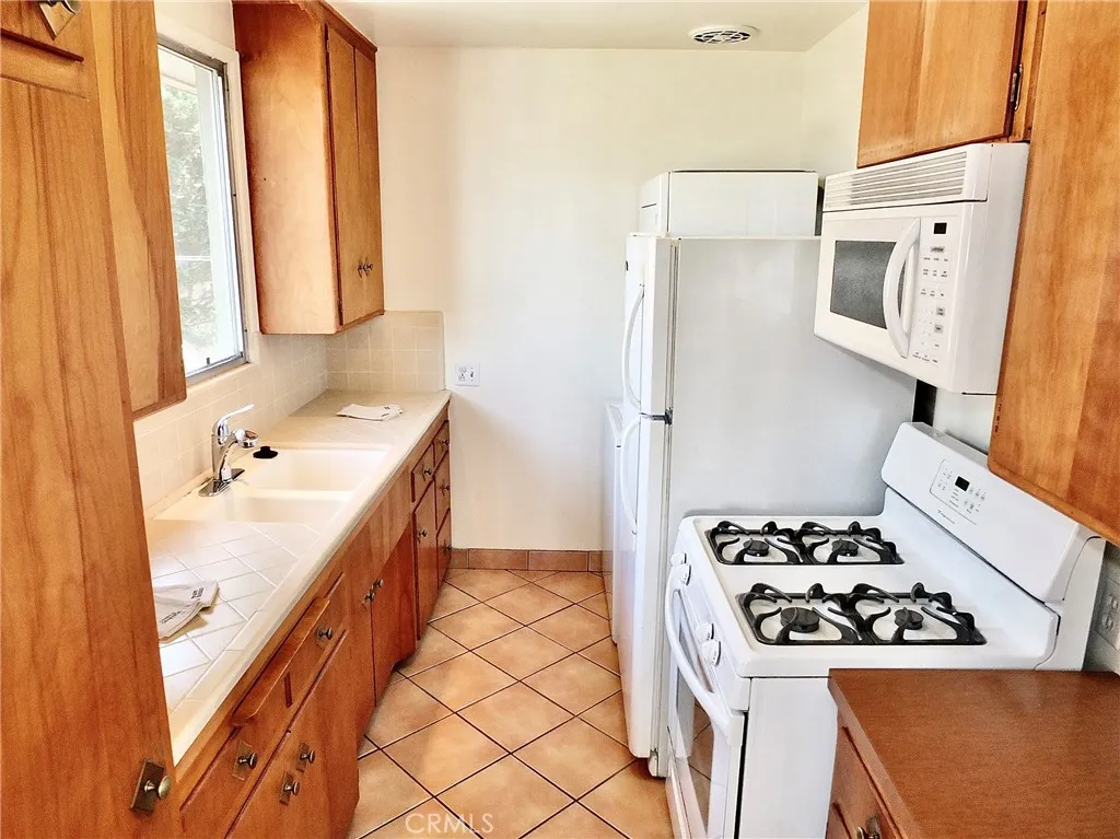 Additional image 54 of 1250 E East 3rd Street Unit 7, Long Beach, CA 90802