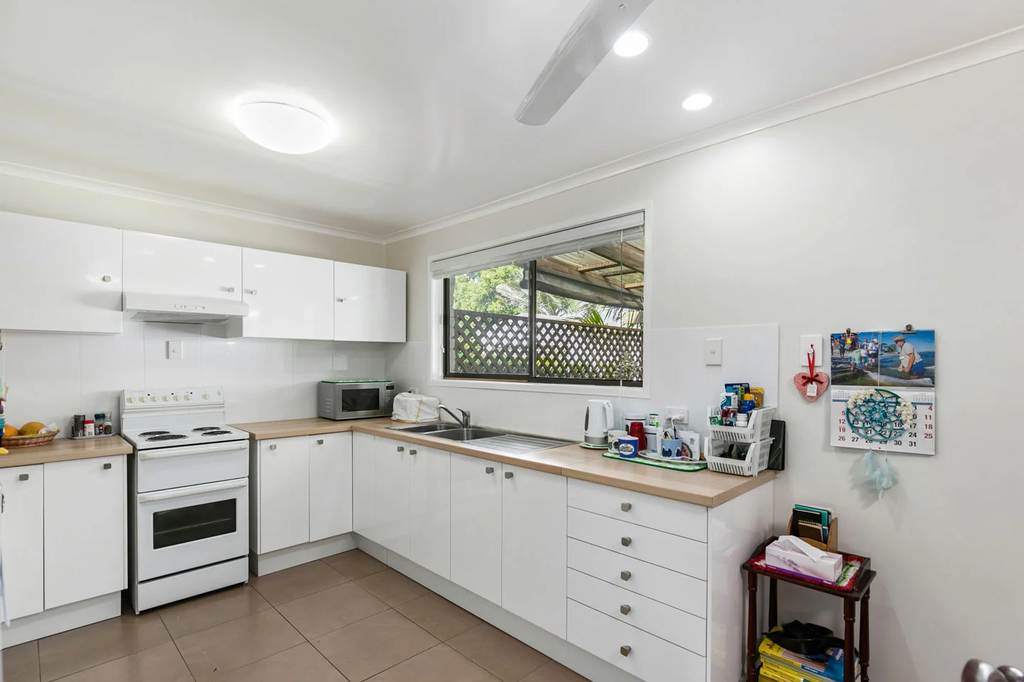 Additional image 2 of 35 Sunset Crescent, Torquay QLD 4655