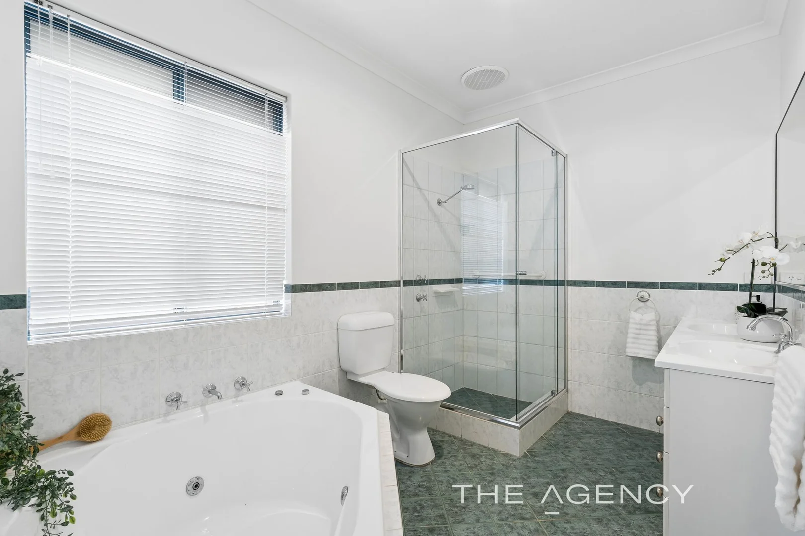 Additional image 16 of 1 Kirra Court, Hillarys WA 6025