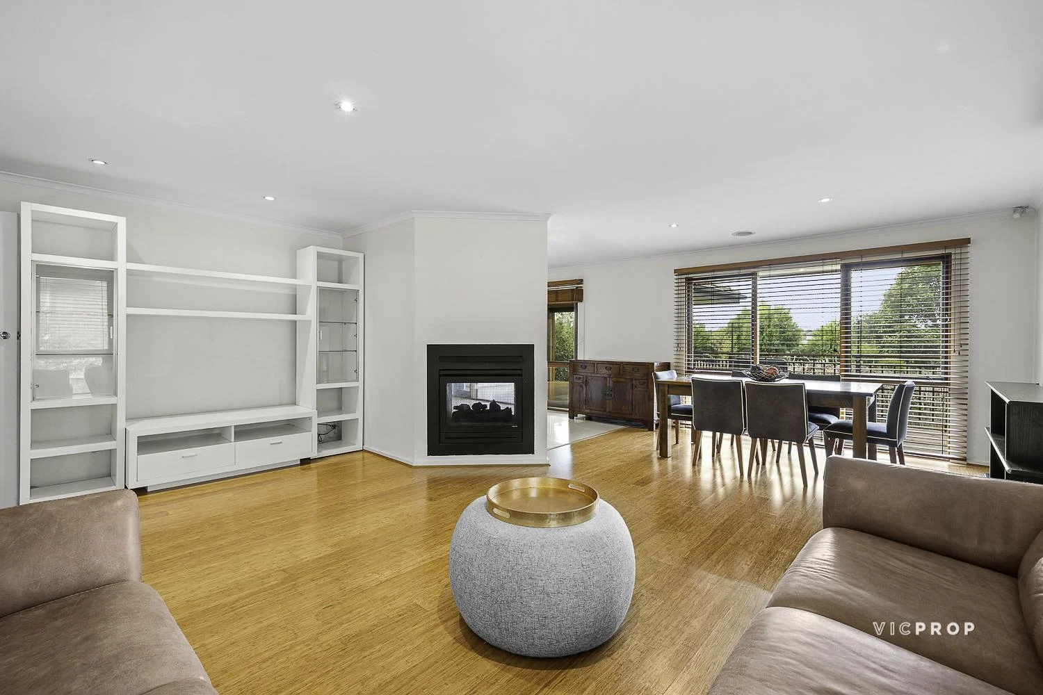Additional image 3 of 77 Mountain View Road, Balwyn North VIC 3104