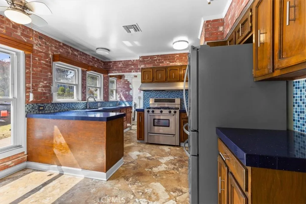 Additional image 66 of 4930 Chesley Ave, View Park, CA 90043
