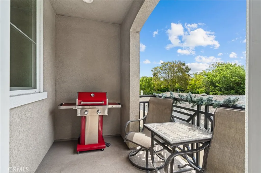Additional image 39 of 14840 Maple Ter, Los Angeles, CA 91402
