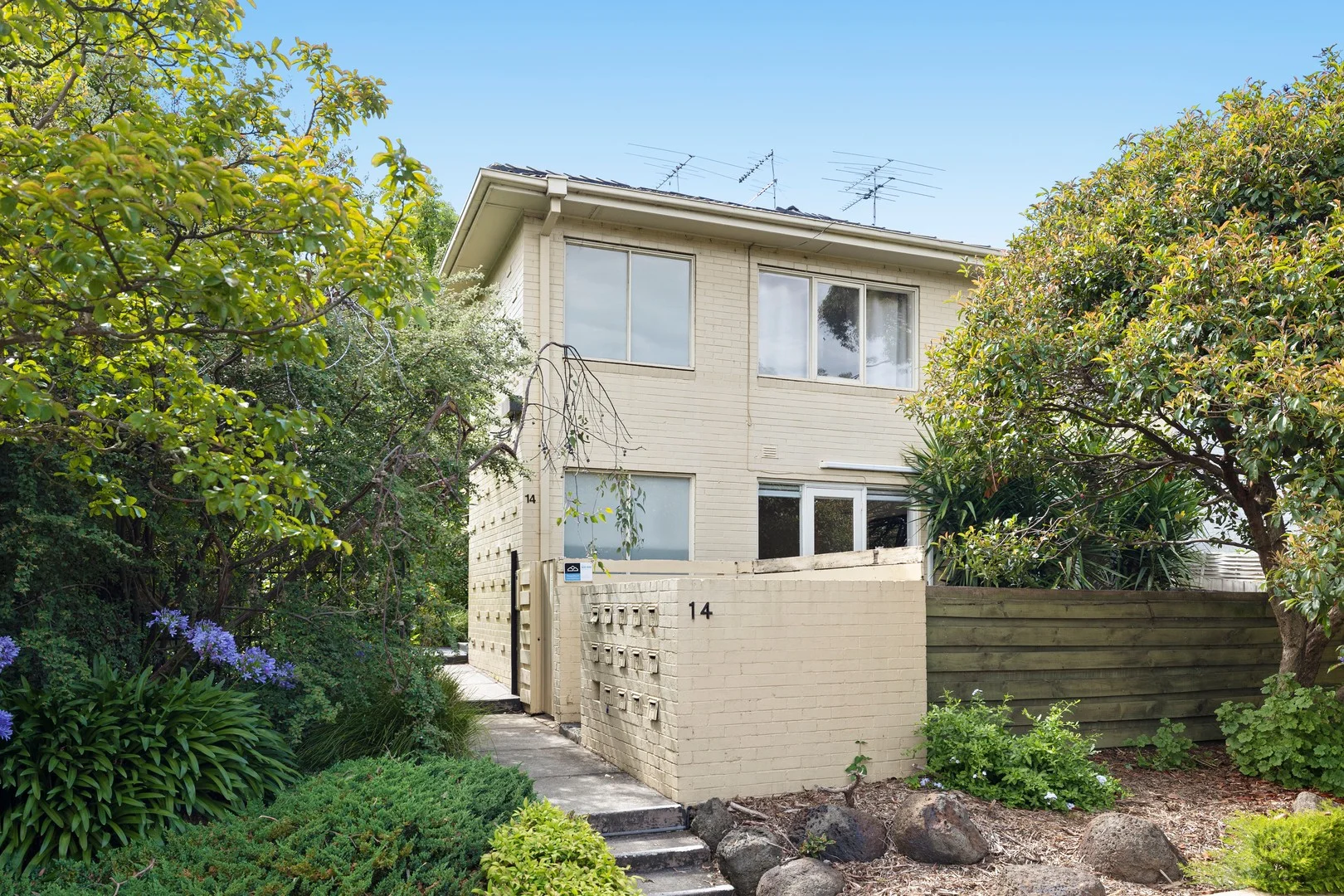 1/14 Osborne Avenue, Glen Iris VIC 3146