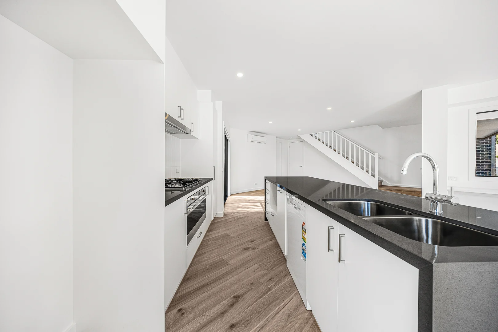 Additional image 2 of 3/80 Sycamore Road, Frankston South VIC 3199