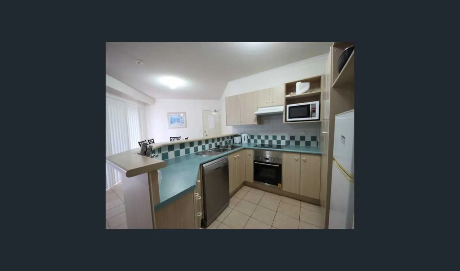Additional image 6 of 23B/220 Marine Parade, Labrador QLD 4215