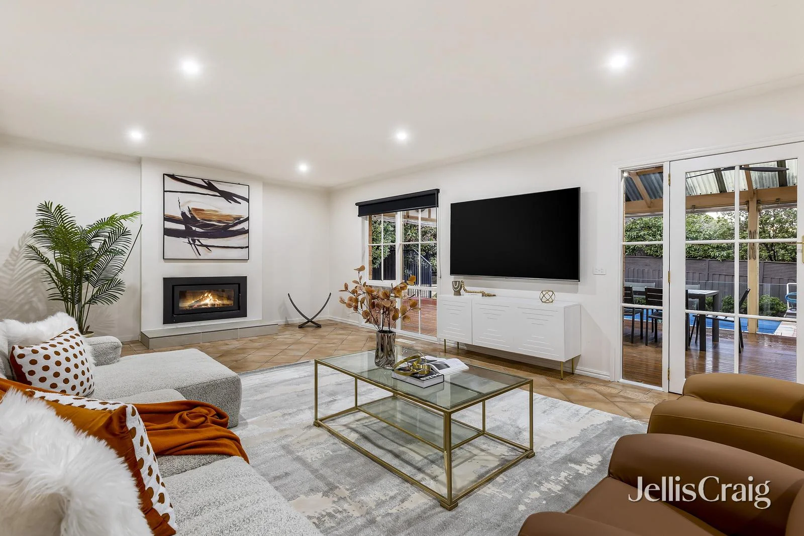 Additional image 2 of 12 Thorncombe Walk, Doncaster East VIC 3109