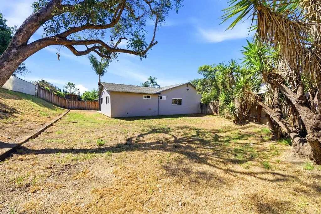 Additional image 37 of 1835 Debra Lane, Vista, CA 92084