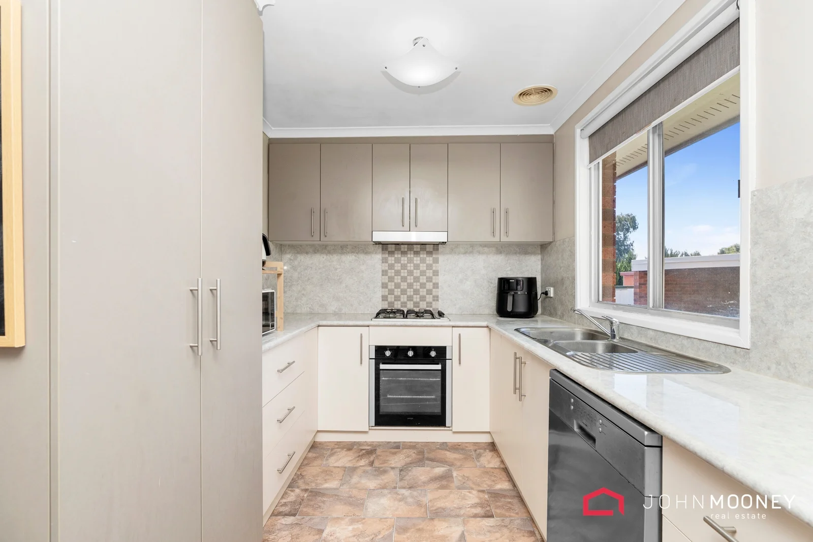 Additional image 9 of 42 Elizabeth Avenue, Forest Hill NSW 2651