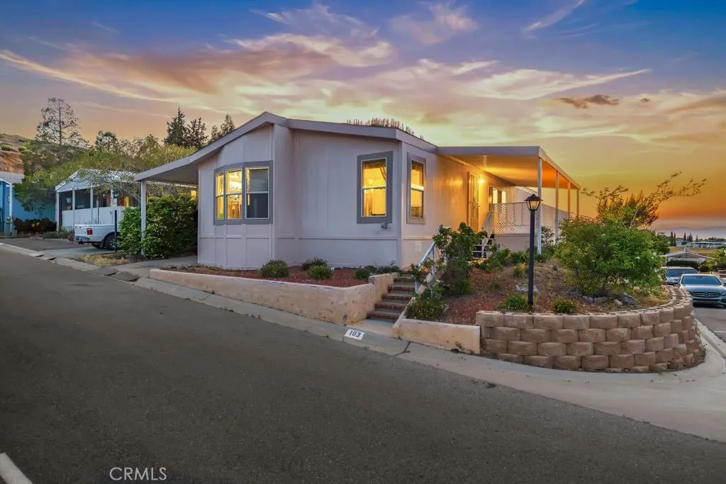 Additional image 37 of 40701 W Rancho Vista Boulevard Unit 103, Palmdale, CA 93551