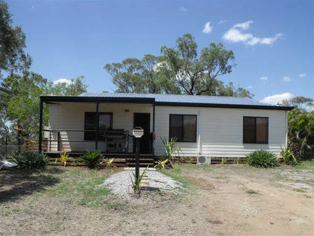 20 Petersen Street, Collinsville QLD 4804