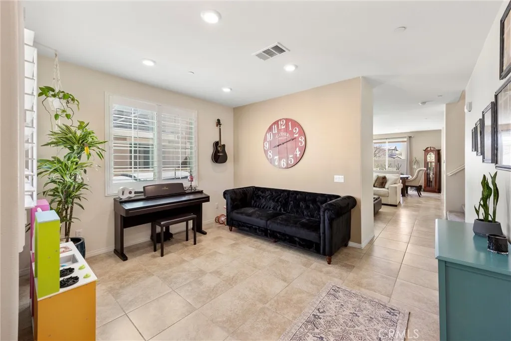 Additional image 10 of 3826 Bur Oak Rd, San Bernardino, CA 92407
