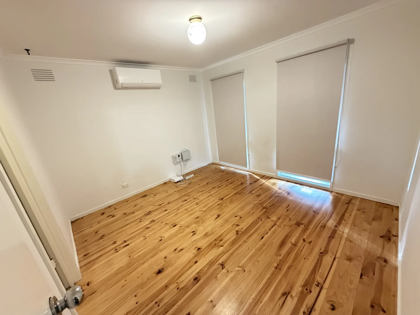33 Burleigh Road, Melton VIC 3337 photo 4