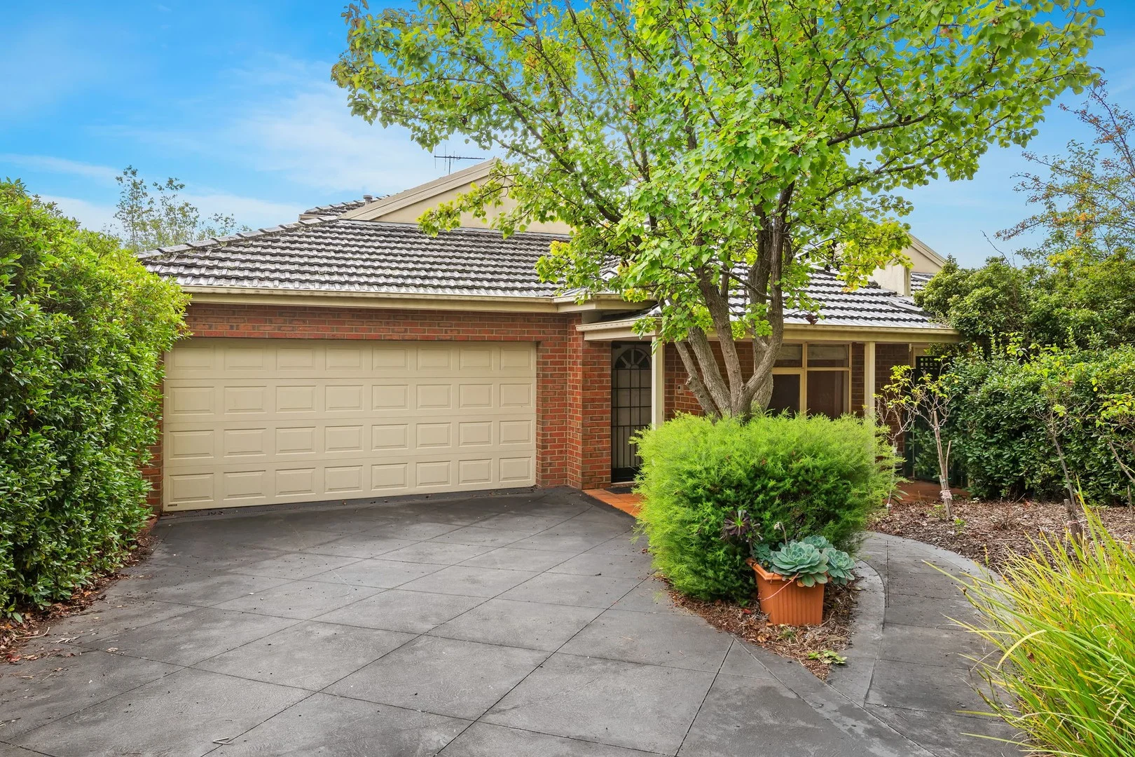 61 Woodhouse Road, Donvale VIC 3111