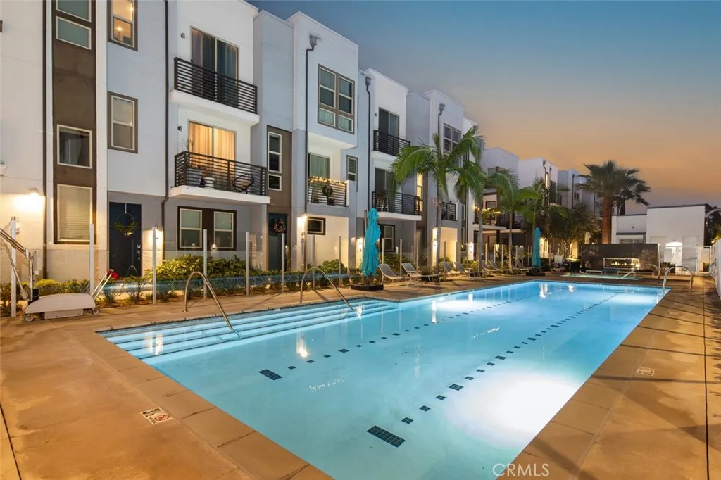 Additional image 106 of 203 Placemark, Irvine, CA 92614