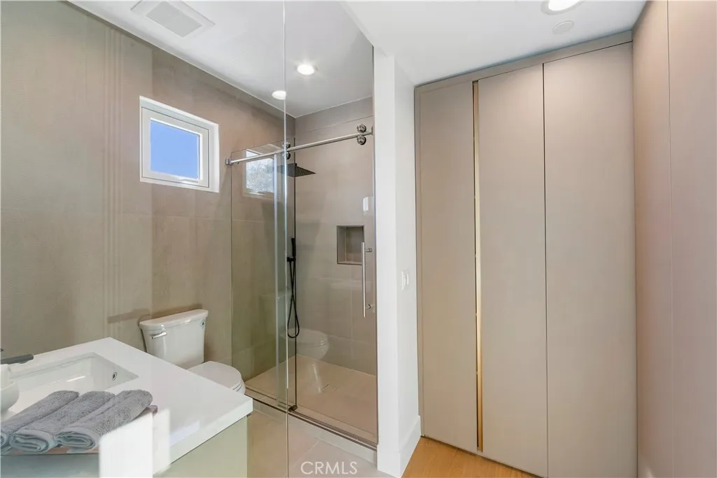 Additional image 91 of 853 Oak St, Costa Mesa, CA 92627