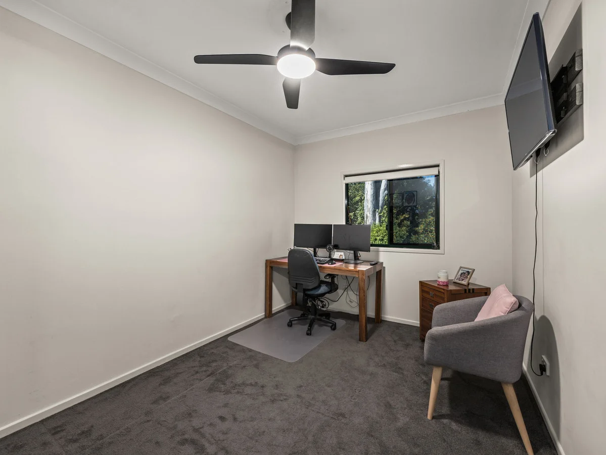 Additional image 10 of 8 McDougall Close, Silkstone QLD 4304
