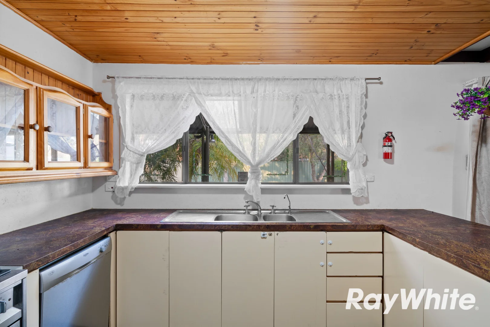 Additional image 6 of 2 Lorikeet Court, Greenfields WA 6210