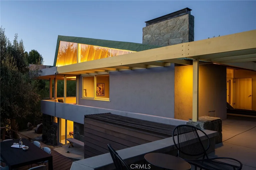 Additional image 110 of 19950 Collier Street, Woodland Hills, CA 91364