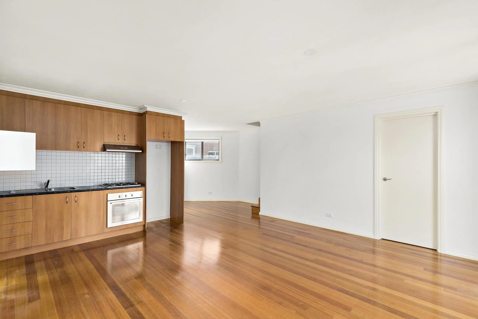 Additional image 3 of 1/7 Dunolly Crescent, Reservoir VIC 3073