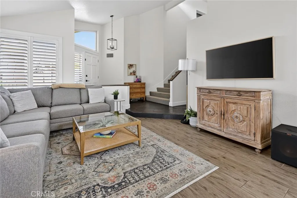 Additional image 11 of 8104 E Carnation Way, Anaheim, CA 92808