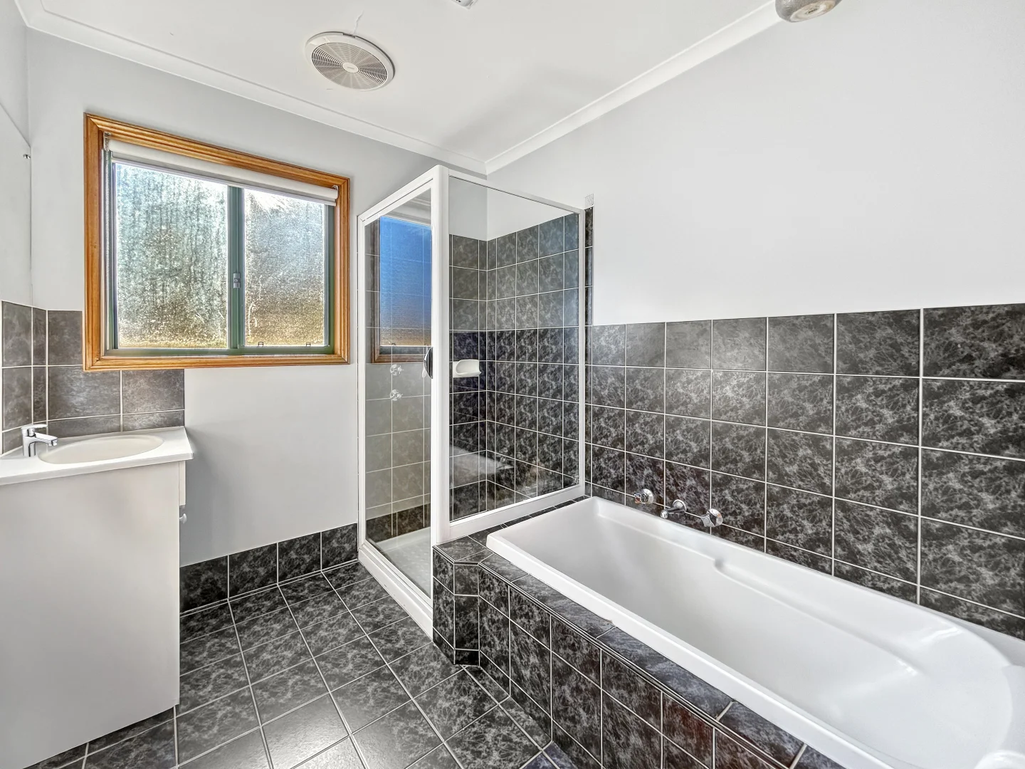 Additional image 13 of 13 Gilbert Place, Larapinta NT 0875