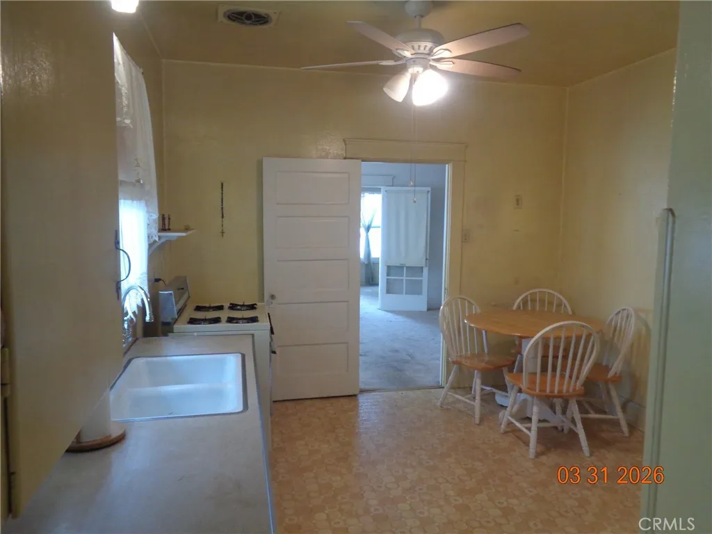 Additional image 6 of 723 E 9th Street, Upland, CA 91786
