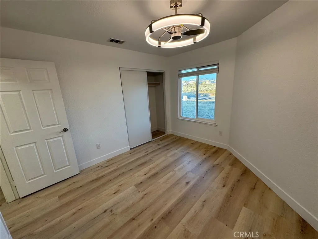 Additional image 5 of 10333 Tamarisk Avenue, Hesperia, CA 92345