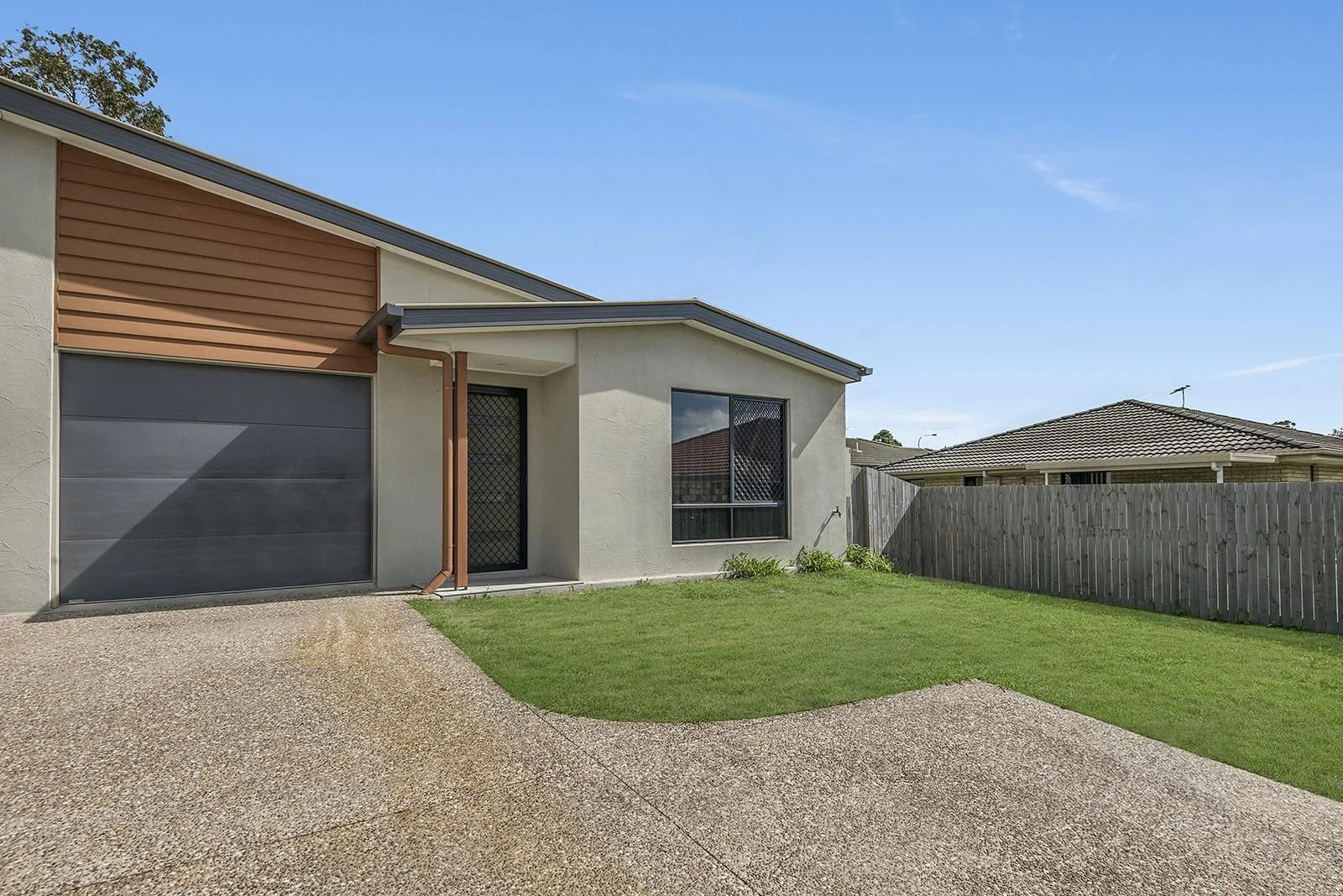 2/3a Fritz St, Loganlea QLD 4131