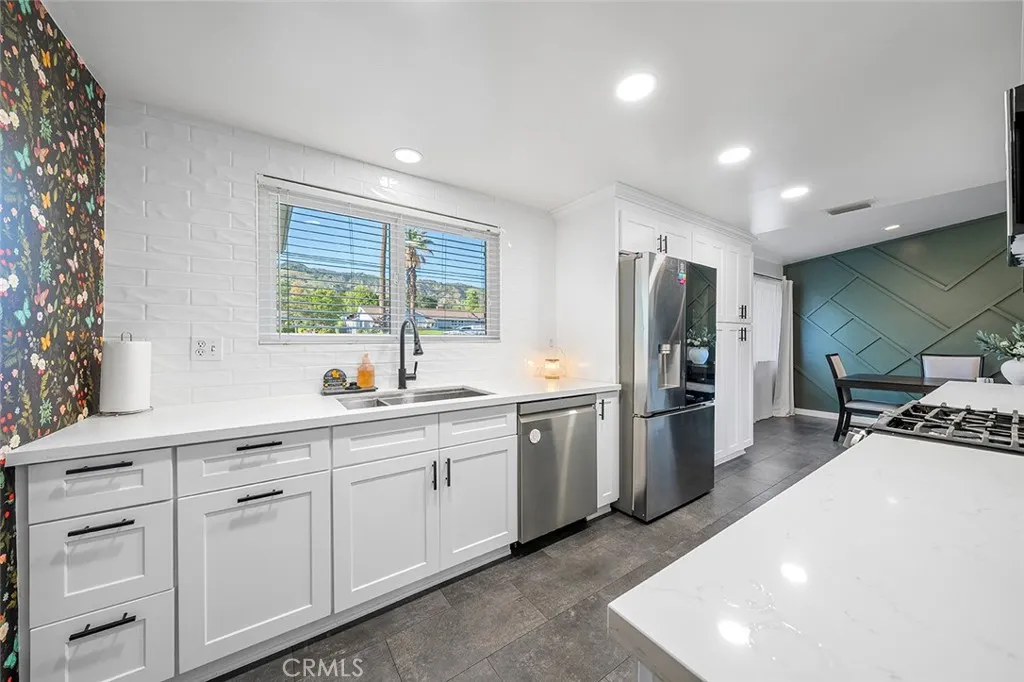 Additional image 16 of 726 E Sierra Madre Avenue, Glendora, CA 91741