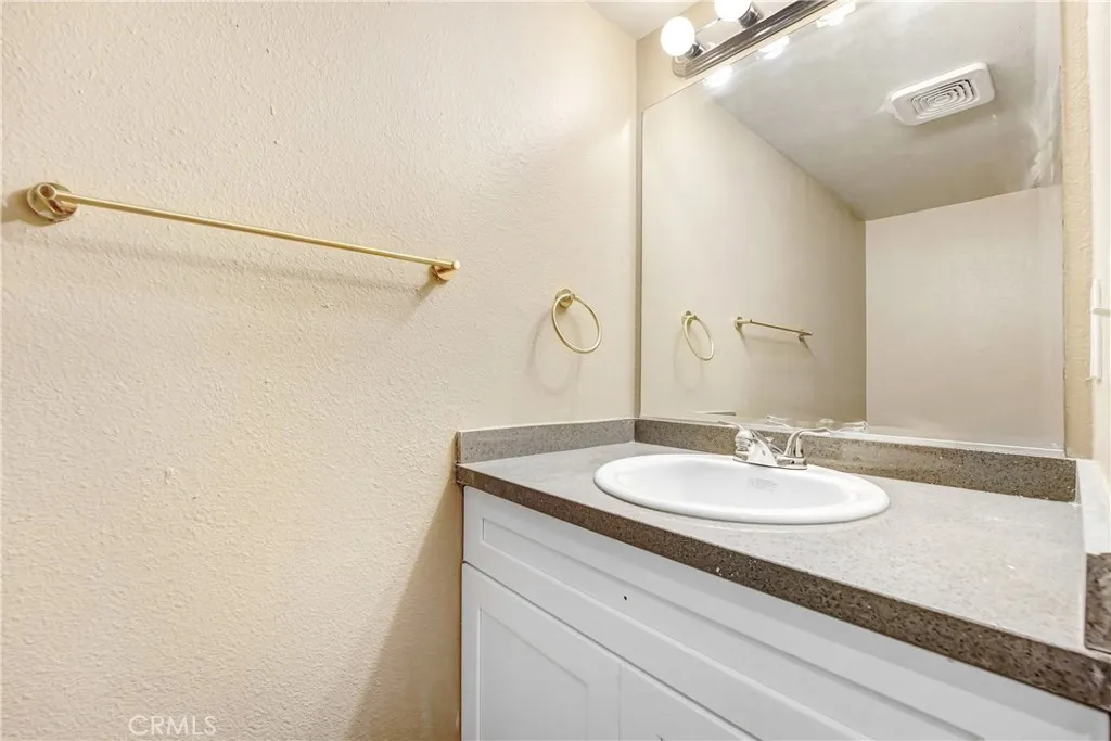 Additional image 9 of 4189 Vineland Avenue Unit 108, North Hollywood, CA 91602