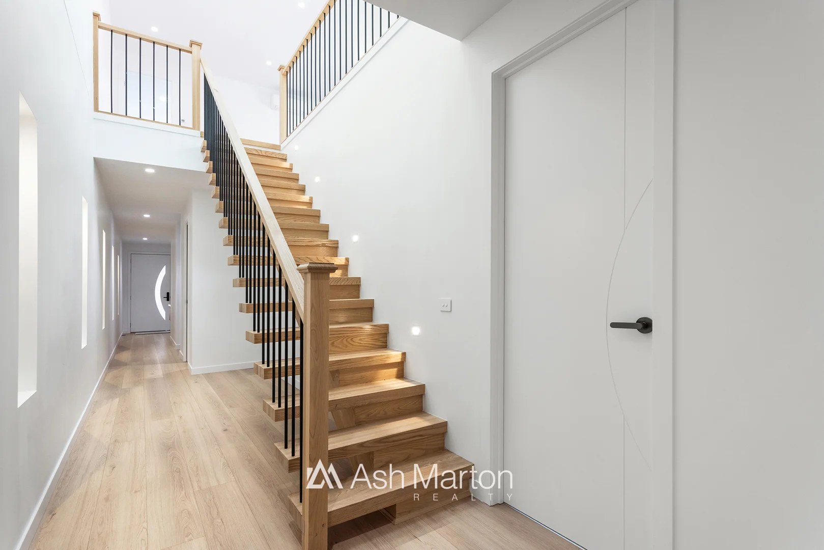 Additional image 3 of 6B Mount View Court, Frankston VIC 3199