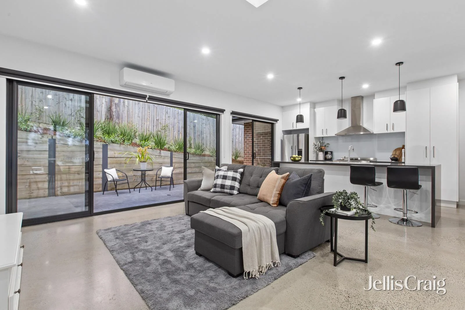 Additional image 3 of 2/18 Helene Street, Eltham VIC 3095