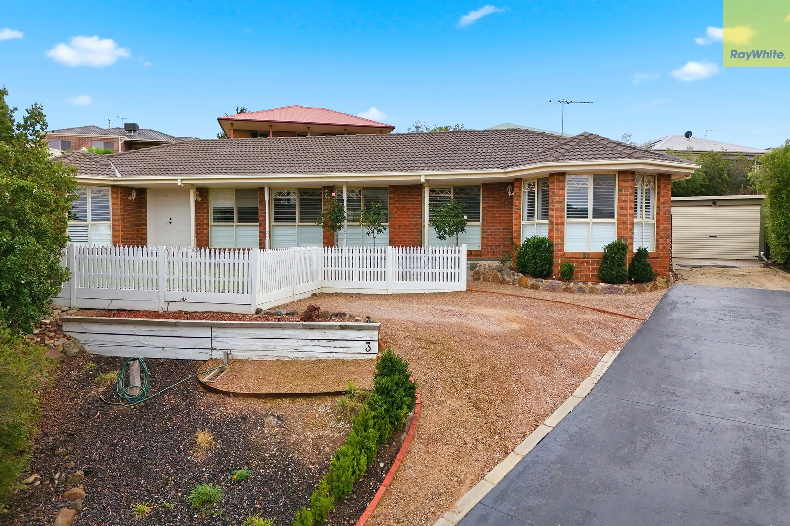 3 Urquhart Court, Darley VIC 3340
